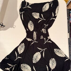 Elegant Strapless Black and White Leaf Dress/coverup